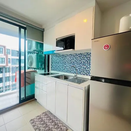 中央公寓 1Bedroom Centrio Condominium Ban Rangeng Room photo